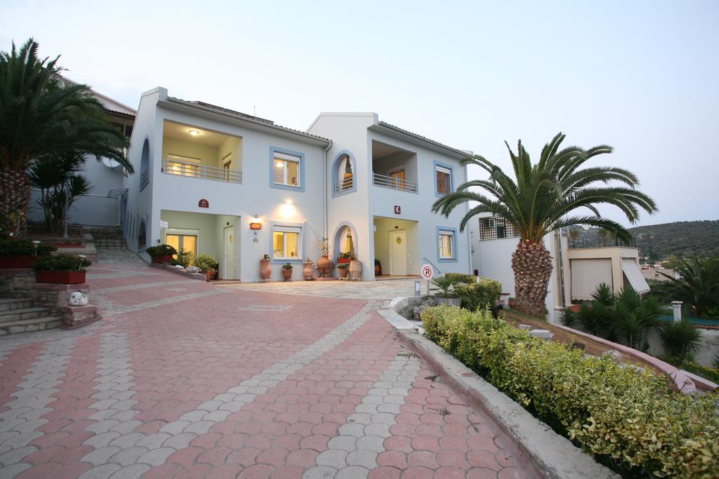 Aigli Apartments Néa Ankhíalos Exterior foto
