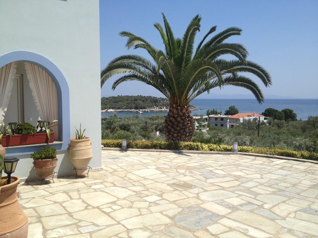 Aigli Apartments Néa Ankhíalos Exterior foto